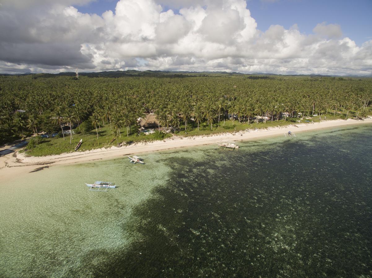 Bravo Beach Resort General Luna  Zewnętrze zdjęcie